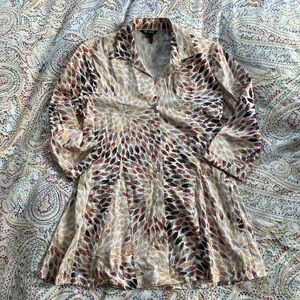 Nic + Zoe tailored buttondown tunic top